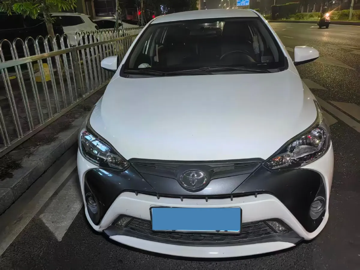 2017 Toyota Yaris L 1.5L 107HP L4 CVT,autocango,china used car exporter,china ev exporter,chinese used car exporter,chinese used ev exporter