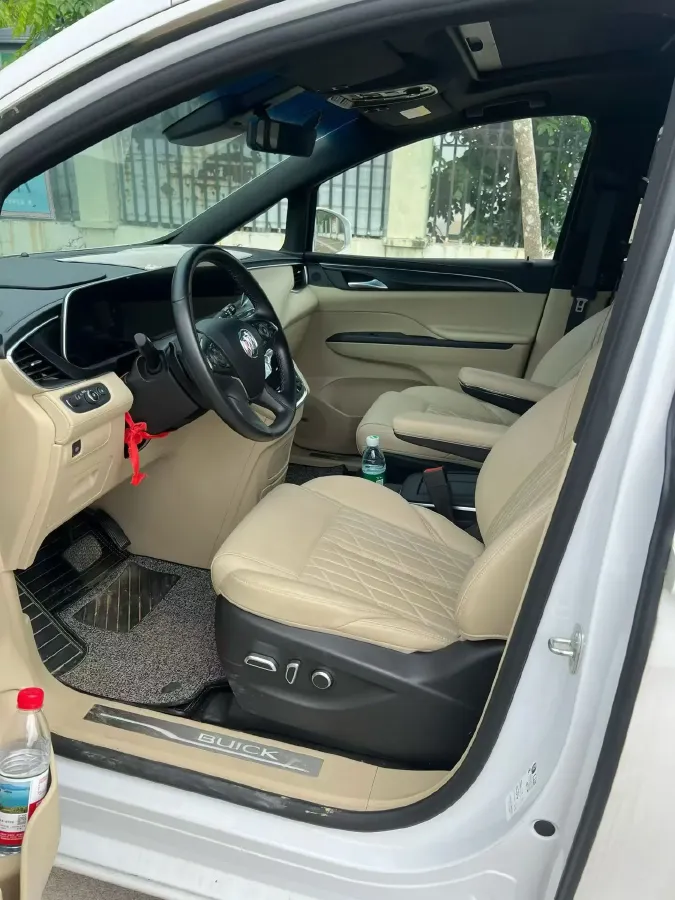 2022 Buick GL8 2.0T 237HP L4 9AT,autocango,china used car exporter,china ev exporter,chinese used car exporter,chinese used ev exporter