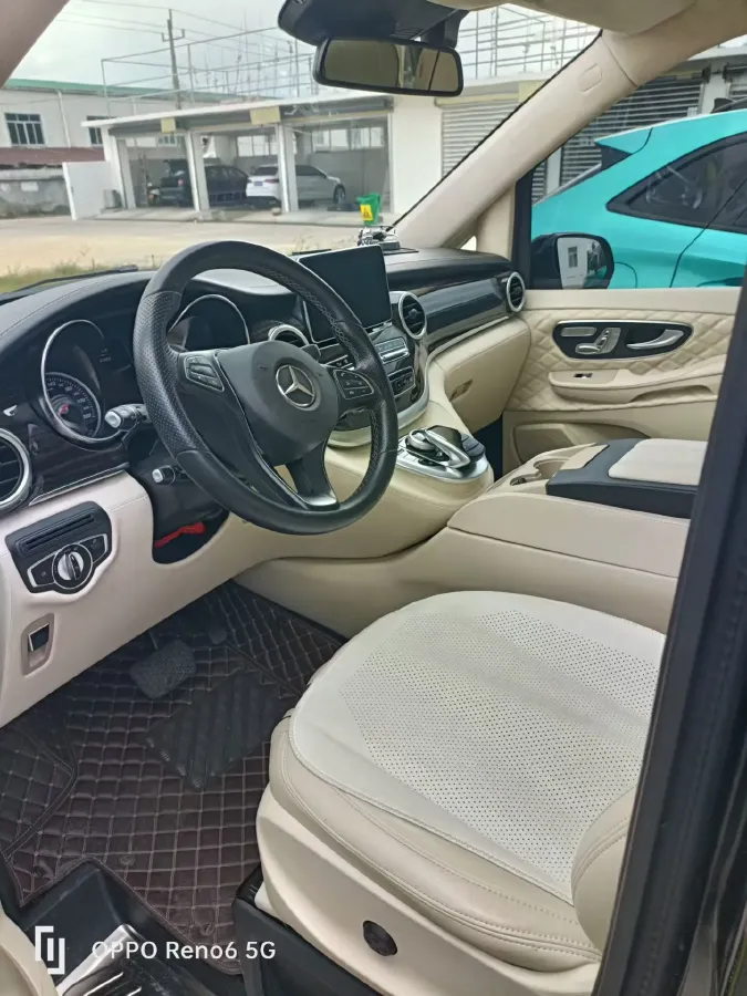 2022 Buick GL8 2.0T 237HP L4 9AT,autocango,china used car exporter,china ev exporter,chinese used car exporter,chinese used ev exporter