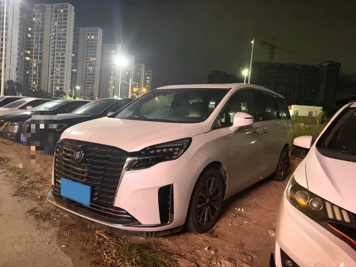 2022 Buick GL8 2.0T 237HP L4 9AT,autocango,china used car exporter,china ev exporter,chinese used car exporter,chinese used ev exporter