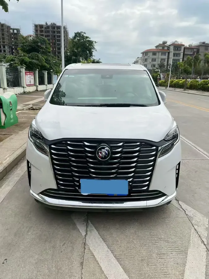 2022 Buick GL8 2.0T 237HP L4 9AT,autocango,china used car exporter,china ev exporter,chinese used car exporter,chinese used ev exporter