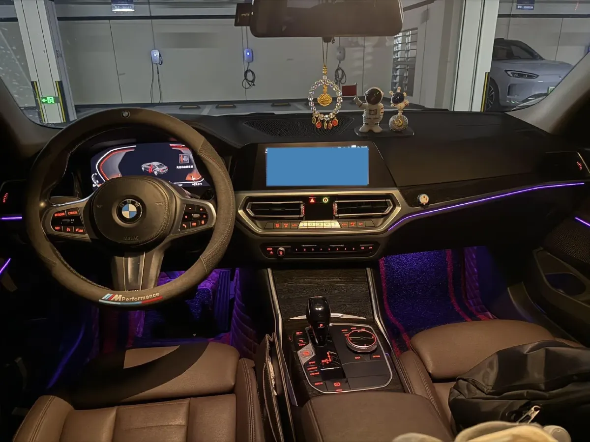 2020 BMW 3 Series 2.0T 184HP L4 8AT,autocango,china used car exporter,china ev exporter,chinese used car exporter,chinese used ev exporter