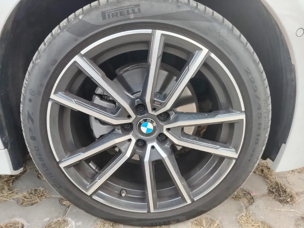 2023 BMW 3 Series 2.0T 184HP L4 8AT,autocango,china used car exporter,china ev exporter,chinese used car exporter,chinese used ev exporter