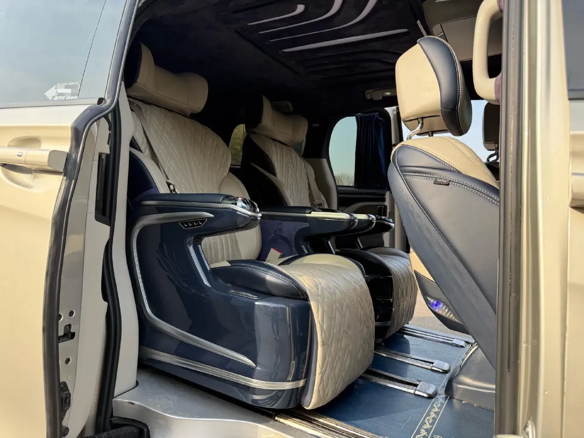 2020 Buick GL8 2.0T 237HP L4 9AT,autocango,china used car exporter,china ev exporter,chinese used car exporter,chinese used ev exporter