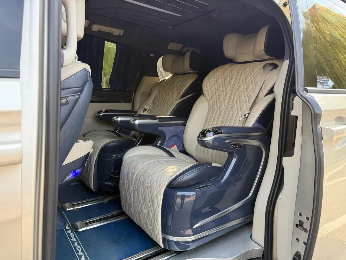 2020 Buick GL8 2.0T 237HP L4 9AT,autocango,china used car exporter,china ev exporter,chinese used car exporter,chinese used ev exporter