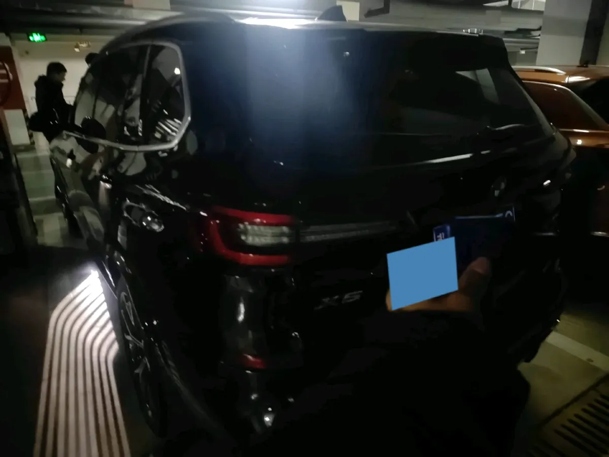 2022 BMW X5 3.0T 333HP L6 8AT,autocango,china used car exporter,china ev exporter,chinese used car exporter,chinese used ev exporter