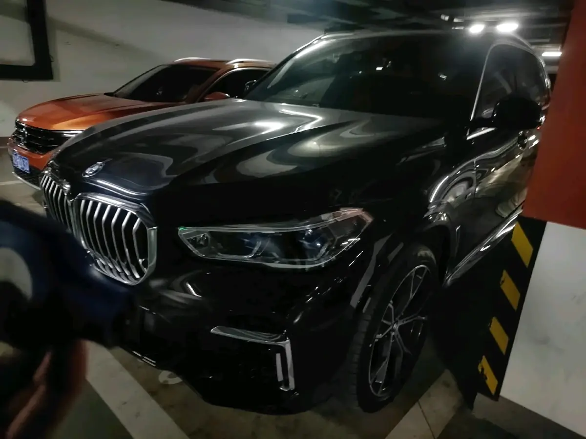 2022 BMW X5 3.0T 333HP L6 8AT