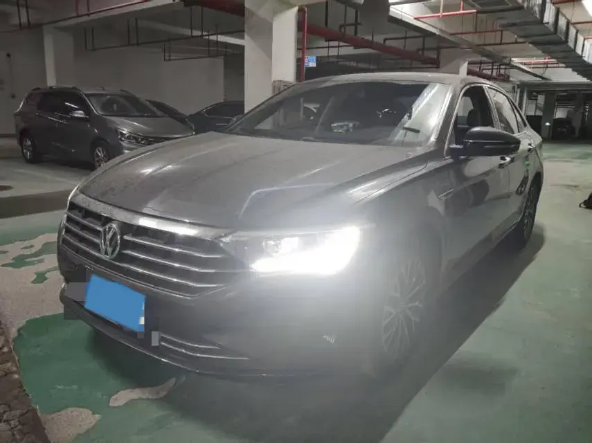 2021 Volkswagen Sagitar 1.4T 150HP L4 7DCT