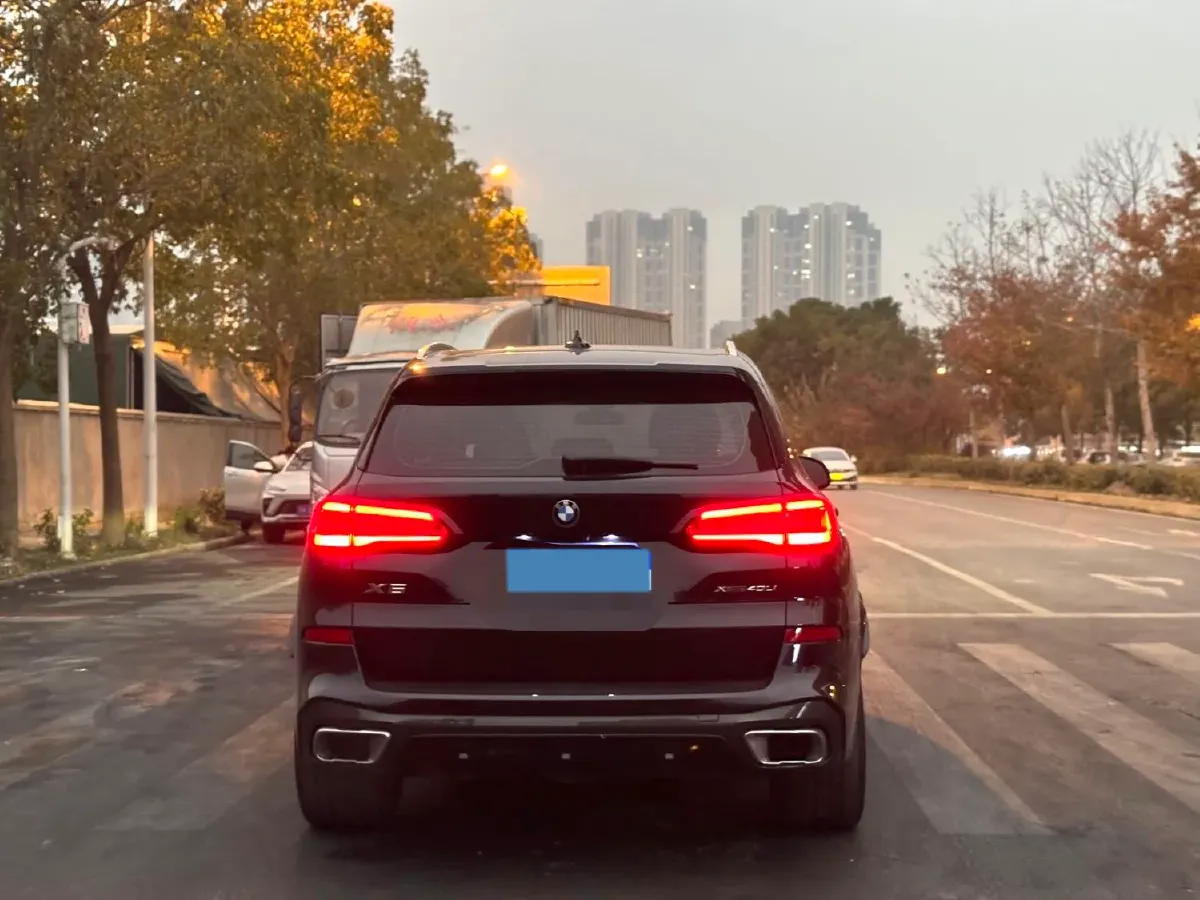 2022 BMW X5 3.0T 333HP L6 8AT,autocango,china used car exporter,china ev exporter,chinese used car exporter,chinese used ev exporter