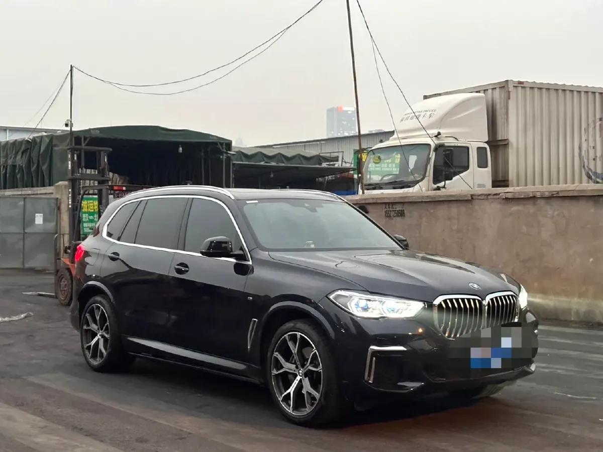 2022 BMW X5 3.0T 333HP L6 8AT,autocango,china used car exporter,china ev exporter,chinese used car exporter,chinese used ev exporter