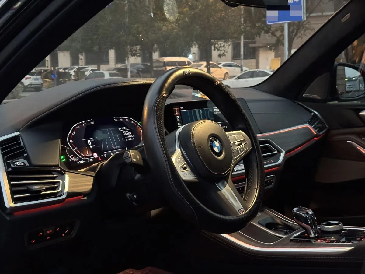 2022 BMW X5 3.0T 333HP L6 8AT,autocango,china used car exporter,china ev exporter,chinese used car exporter,chinese used ev exporter