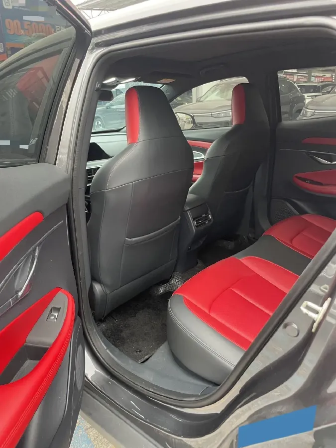 2020 ChangAn UNI-T 1.5T 180HP L4 7DCT,autocango,china used car exporter,china ev exporter,chinese used car exporter,chinese used ev exporter