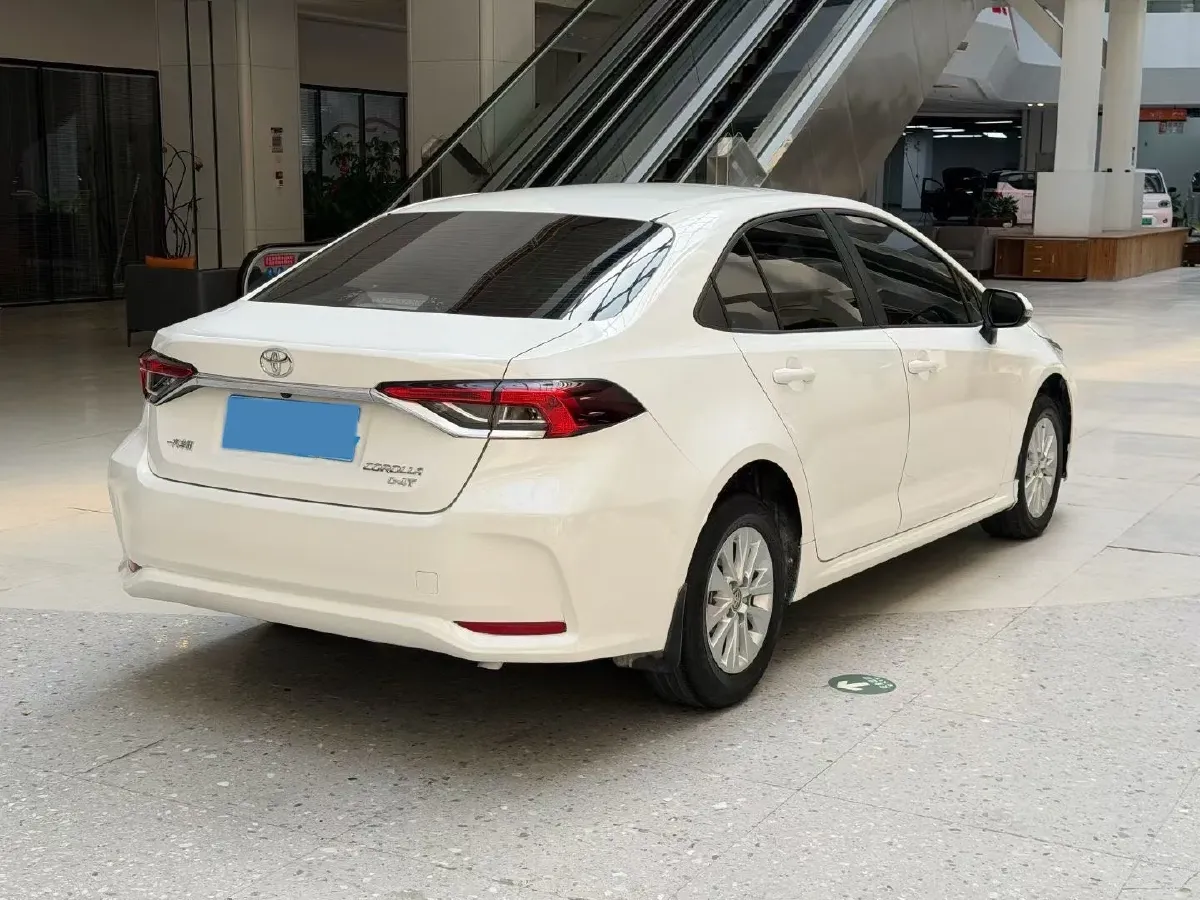 2021 Toyota Corolla 1.2T 116HP L4 CVT,autocango,china used car exporter,china ev exporter,chinese used car exporter,chinese used ev exporter