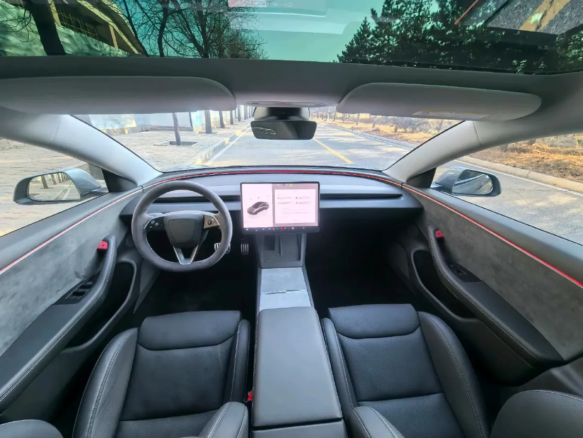 2025 Tesla Model 3 BEV,autocango,china used car exporter,china ev exporter,chinese used car exporter,chinese used ev exporter