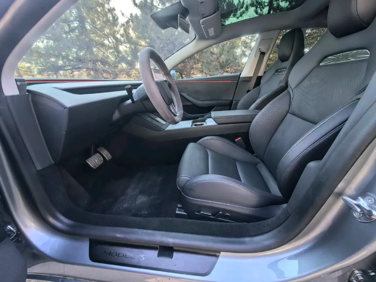 2025 Tesla Model 3 BEV,autocango,china used car exporter,china ev exporter,chinese used car exporter,chinese used ev exporter