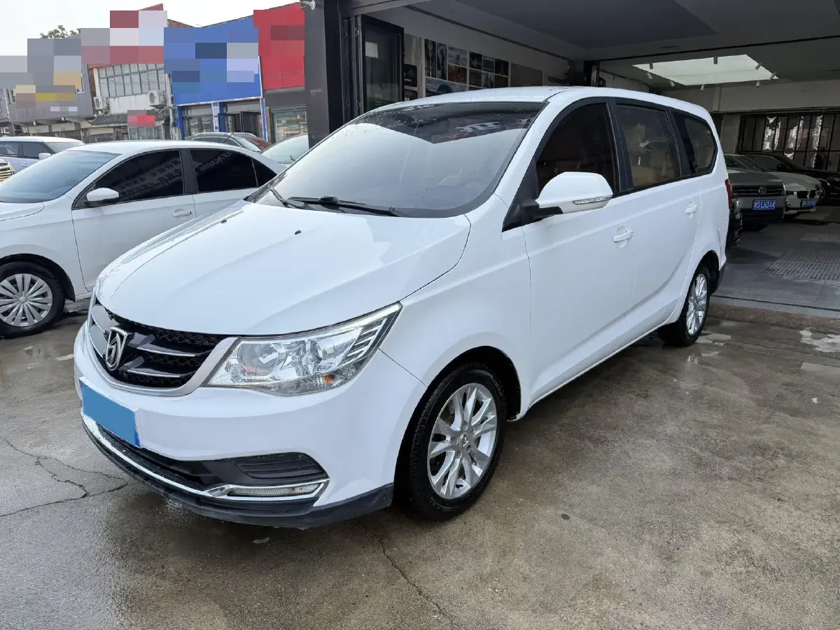 2019 BaoJun 730 1.5L 105HP L4 6MT