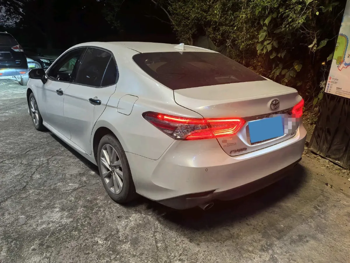 2021 Toyota Camry 2.0L 178HP L4 CVT,autocango,china used car exporter,china ev exporter,chinese used car exporter,chinese used ev exporter