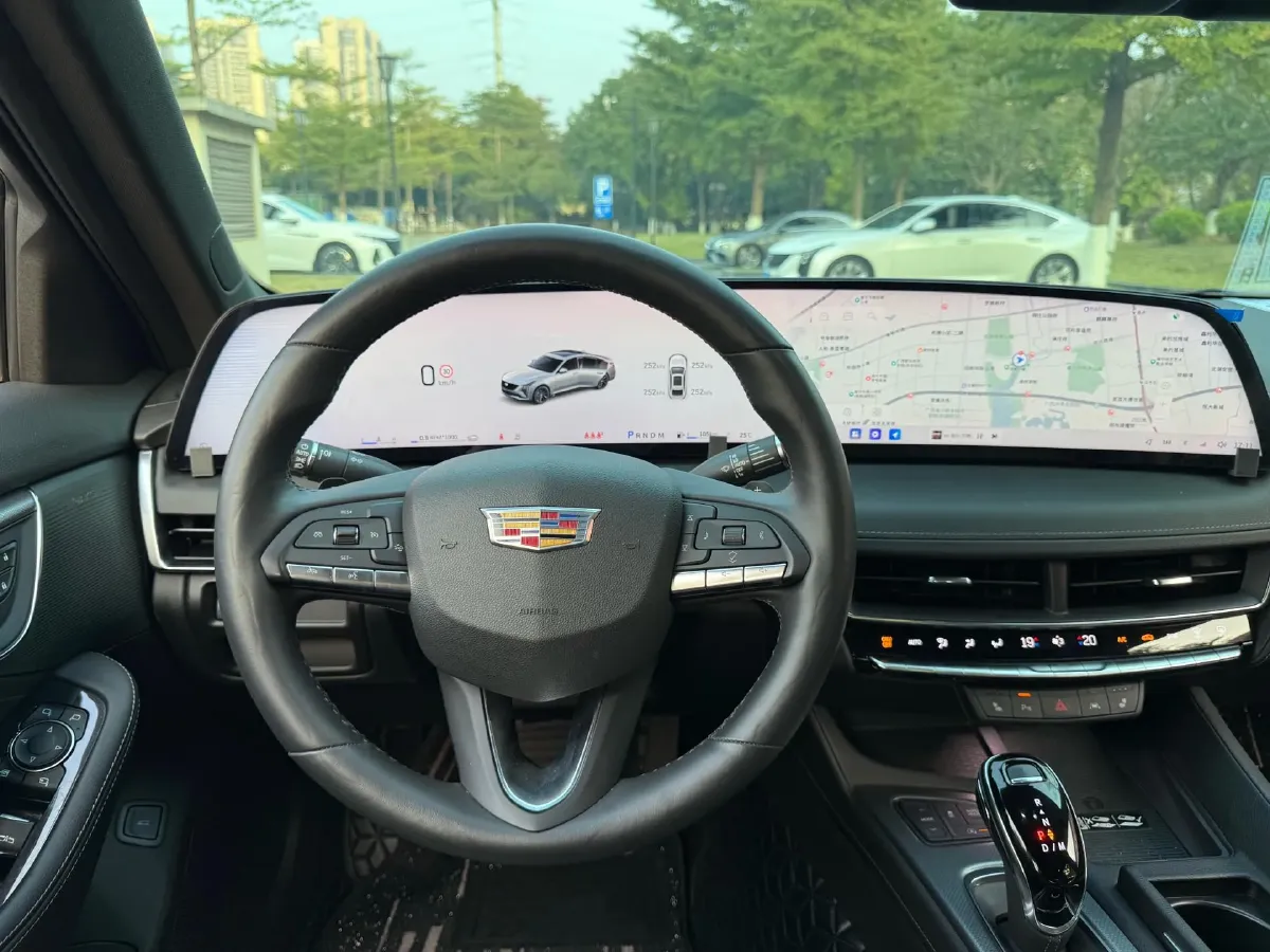 2024 Cadillac CT5 2.0T 237HP L4 10AT,autocango,china used car exporter,china ev exporter,chinese used car exporter,chinese used ev exporter