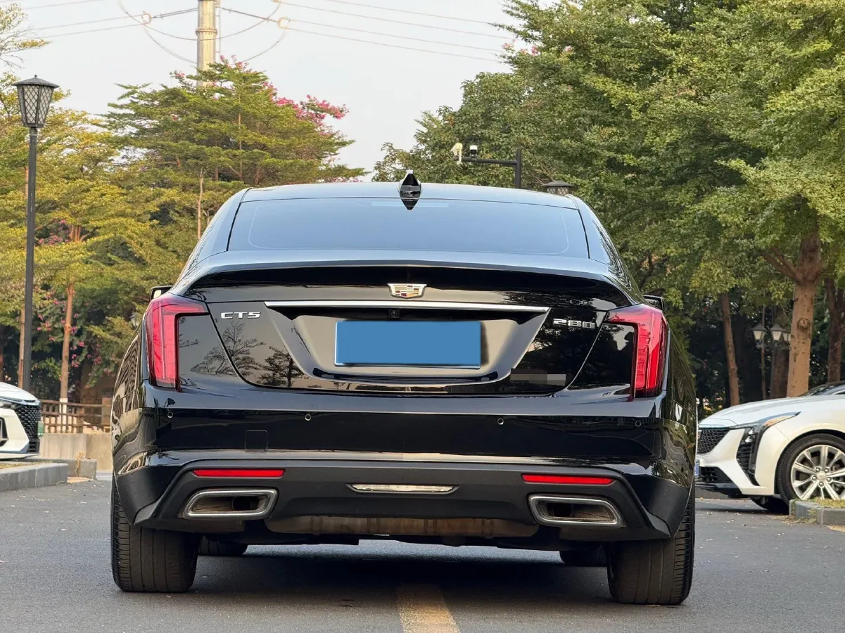 2024 Cadillac CT5 2.0T 237HP L4 10AT,autocango,china used car exporter,china ev exporter,chinese used car exporter,chinese used ev exporter