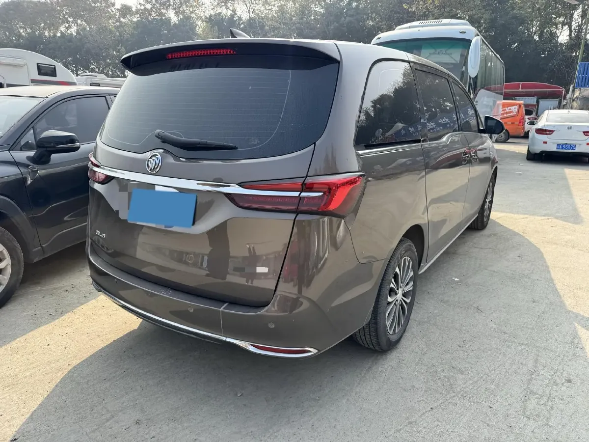 2023 Buick GL8 2.0T 237HP L4 9AT,autocango,china used car exporter,china ev exporter,chinese used car exporter,chinese used ev exporter
