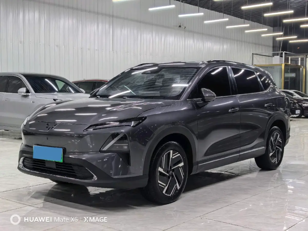 2024 WuLing XingGuangS 1.5L 106HP L4 E-CVT PHEV 20.5KWH