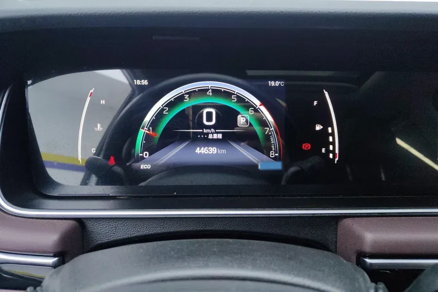 2021 GAC Trumpchi M6 1.5T 169HP L4 7DCT,autocango,china used car exporter,china ev exporter,chinese used car exporter,chinese used ev exporter