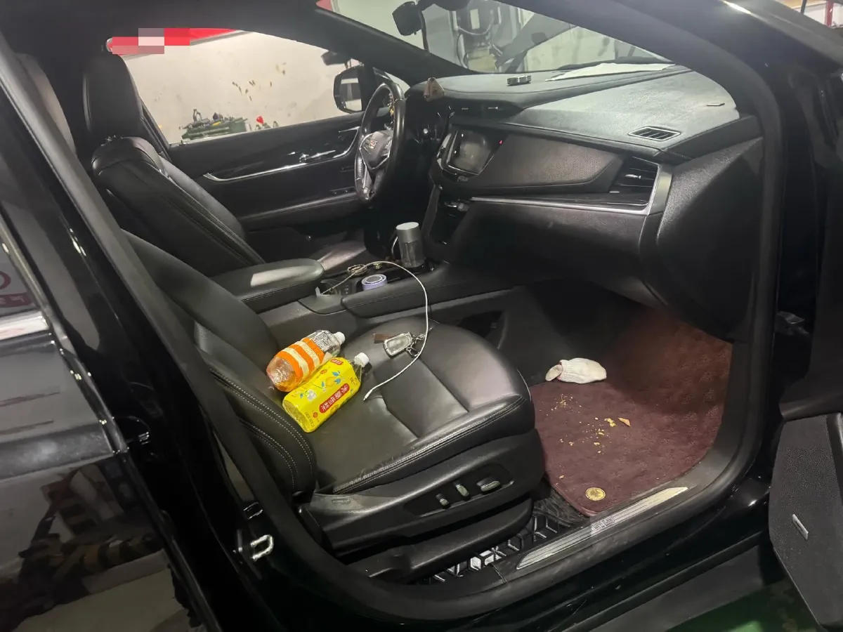 2020 Cadillac XT5 2.0T 237HP L4 9AT,autocango,china used car exporter,china ev exporter,chinese used car exporter,chinese used ev exporter