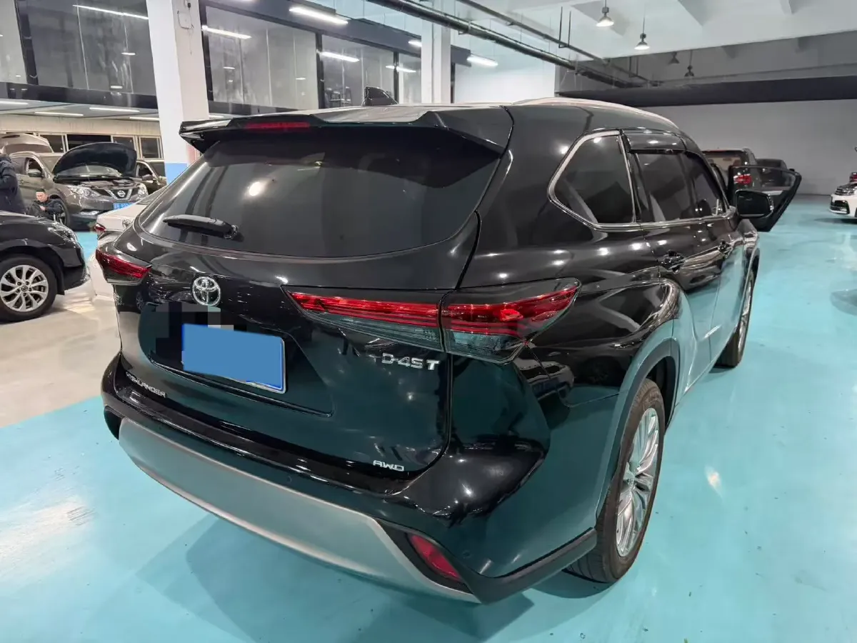 2022 Toyota Highlander 2.0T 248HP L4 8AT,autocango,china used car exporter,china ev exporter,chinese used car exporter,chinese used ev exporter