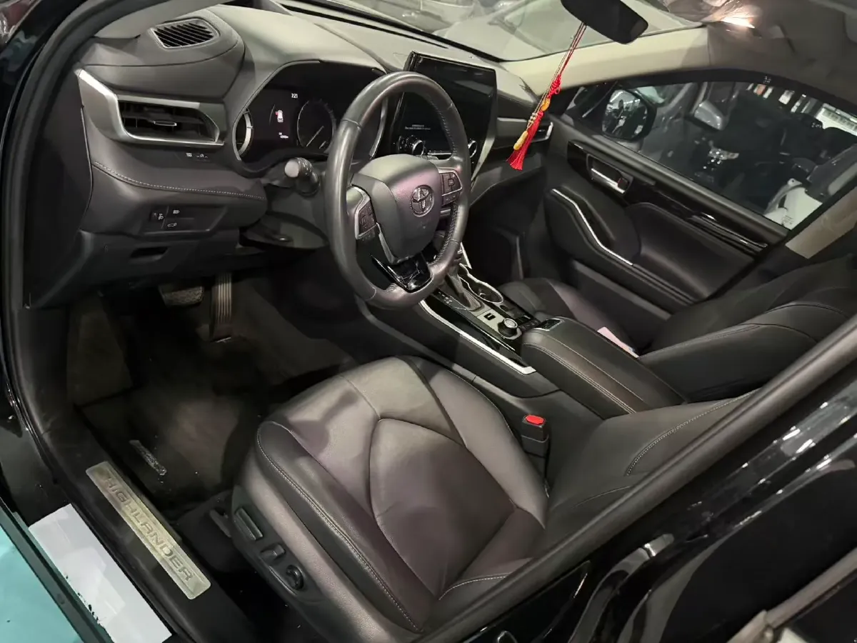 2022 Toyota Highlander 2.0T 248HP L4 8AT,autocango,china used car exporter,china ev exporter,chinese used car exporter,chinese used ev exporter