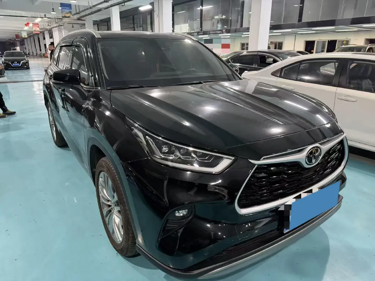 2022 Toyota Highlander 2.0T 248HP L4 8AT,autocango,china used car exporter,china ev exporter,chinese used car exporter,chinese used ev exporter