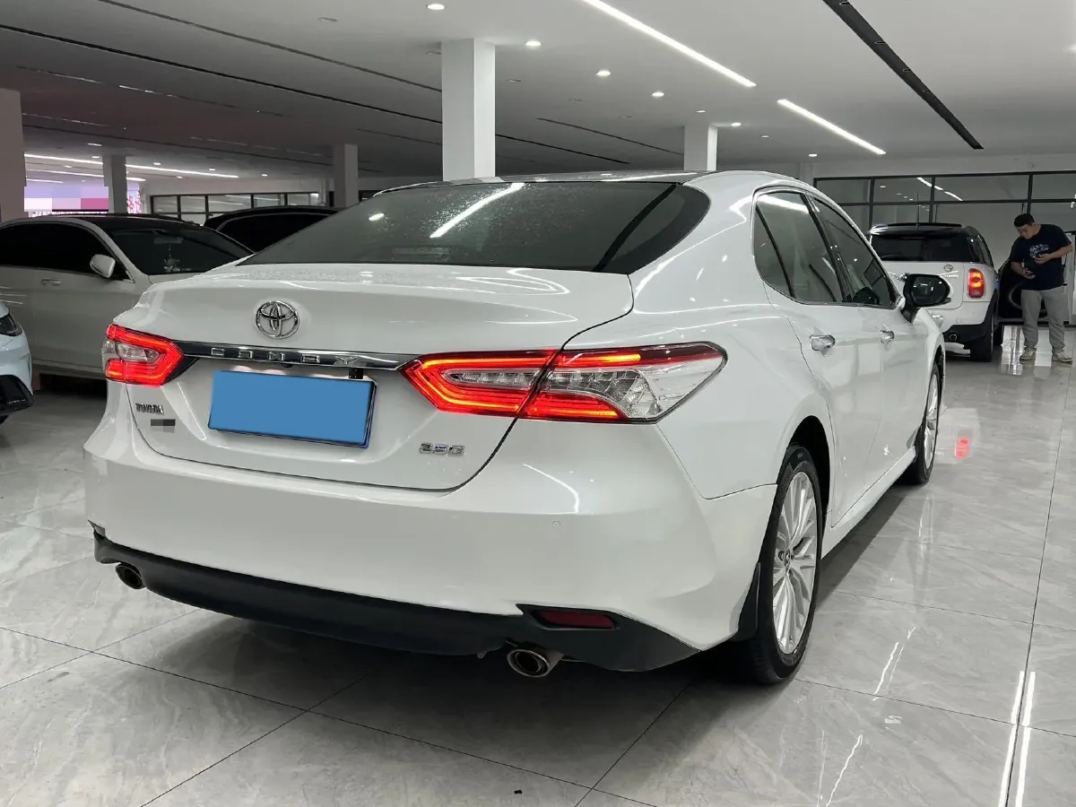 2018 Toyota Camry 2.5L 209HP L4 8AT,autocango,china used car exporter,china ev exporter,chinese used car exporter,chinese used ev exporter