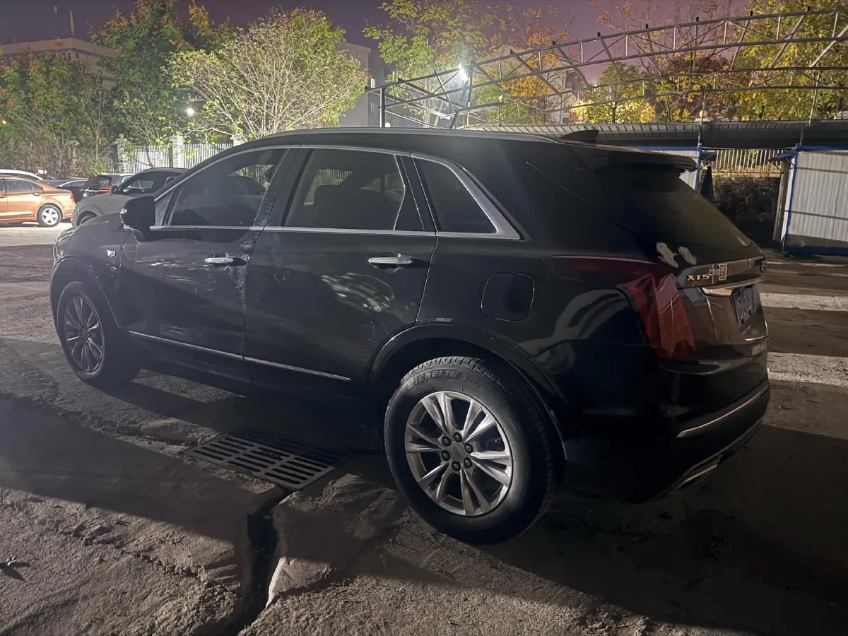 2021 Cadillac XT5 2.0T 237HP L4 9AT,autocango,china used car exporter,china ev exporter,chinese used car exporter,chinese used ev exporter
