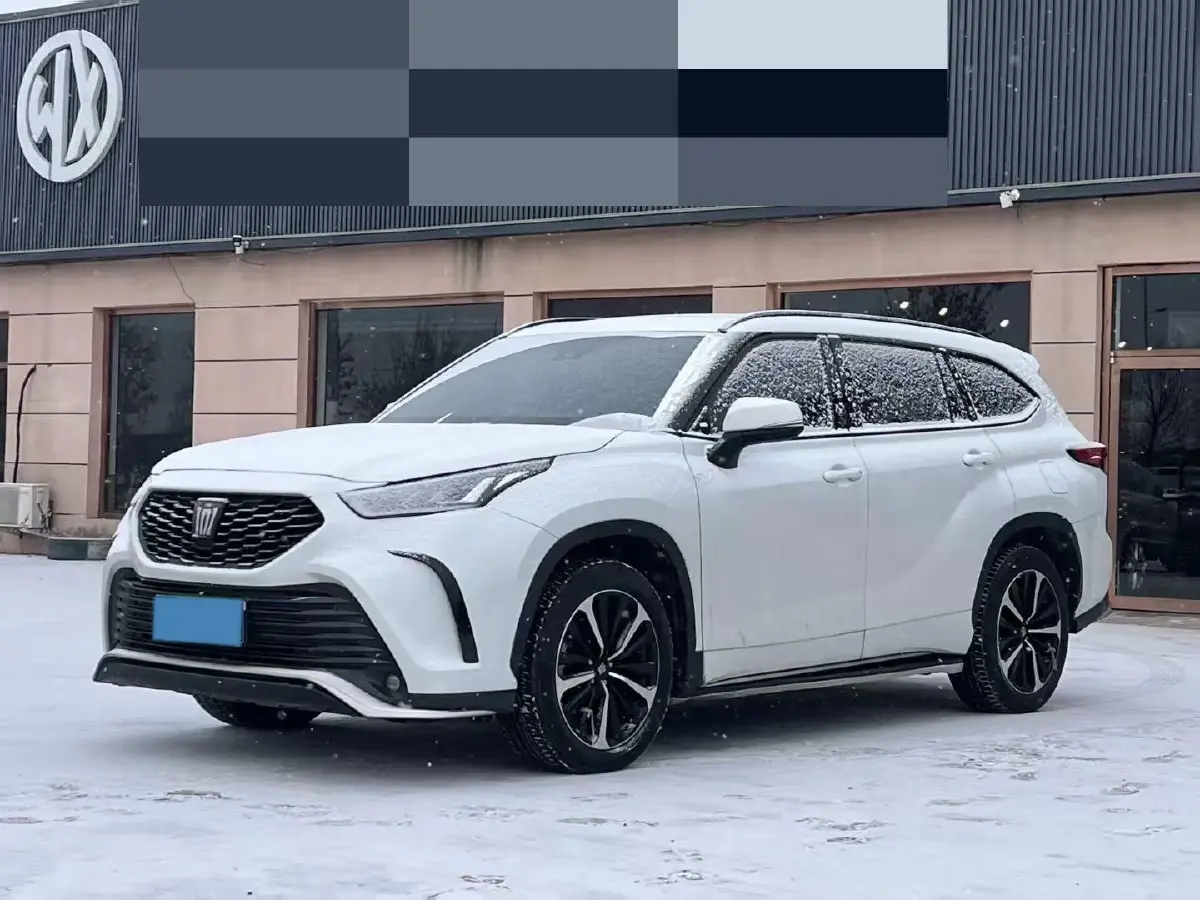 2022 Toyota Crown Kluger 2.0T 248HP L4 8AT