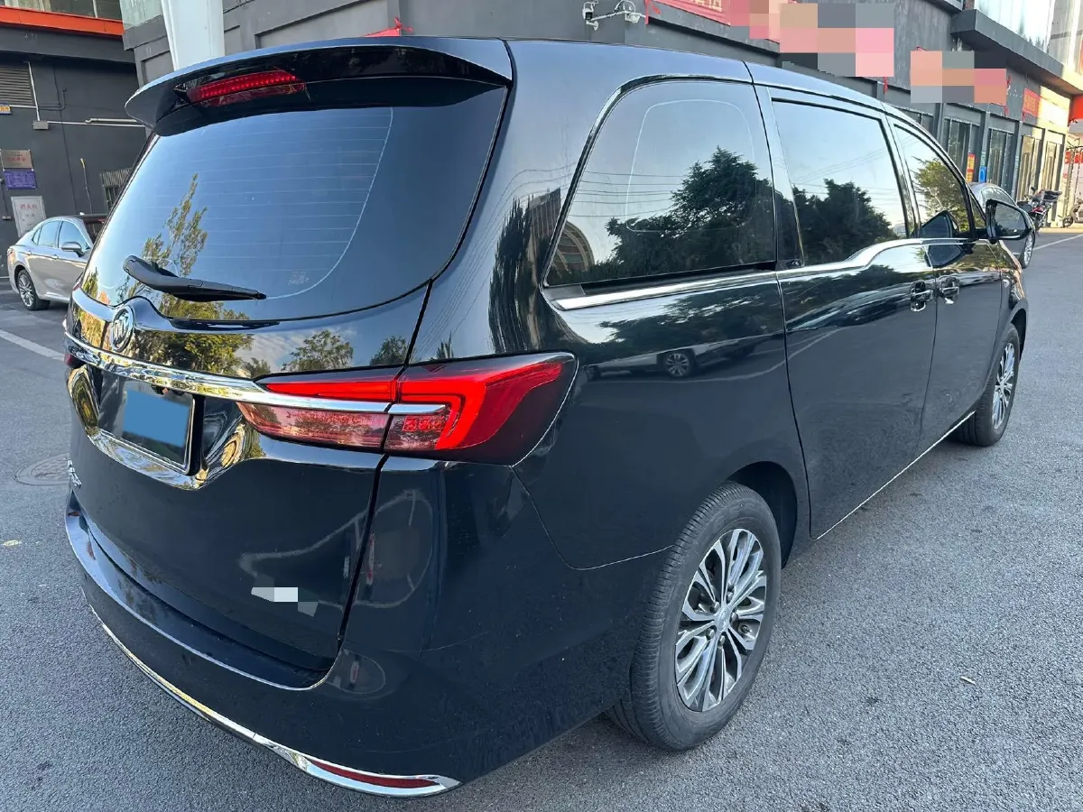 2022 Buick GL8 2.0T 237HP L4 9AT,autocango,china used car exporter,china ev exporter,chinese used car exporter,chinese used ev exporter