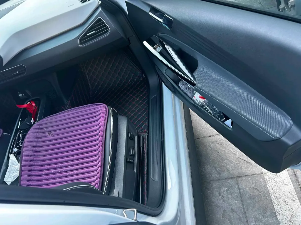 2023 Volkswagen ID.3 BEV 52.8KWH,autocango,china used car exporter,china ev exporter,chinese used car exporter,chinese used ev exporter