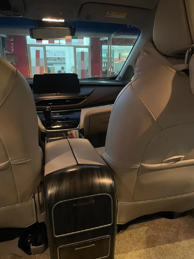 2021 Buick GL8 2.0T 237HP L4 9AT,autocango,china used car exporter,china ev exporter,chinese used car exporter,chinese used ev exporter