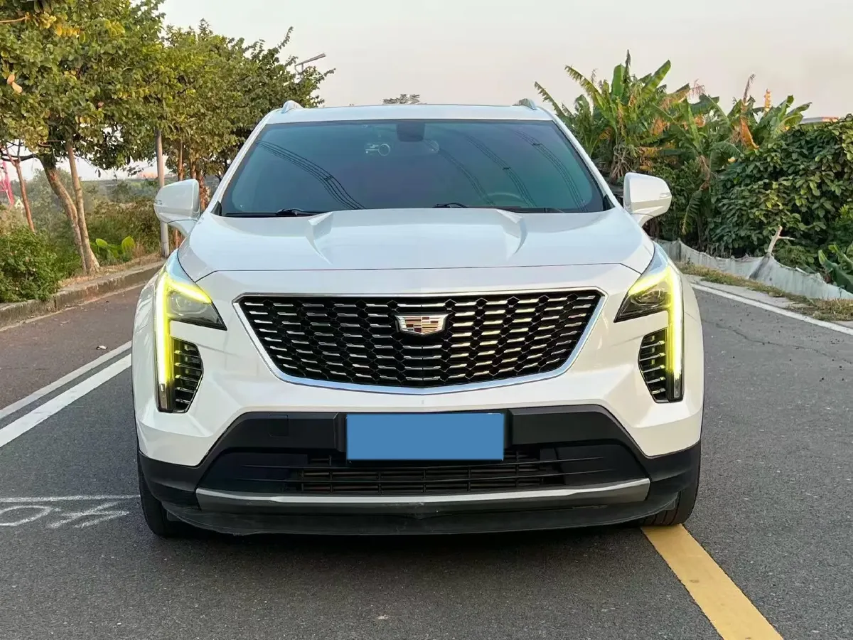 2020 Cadillac XT4 2.0T 241HP L4 9AT,autocango,china used car exporter,china ev exporter,chinese used car exporter,chinese used ev exporter