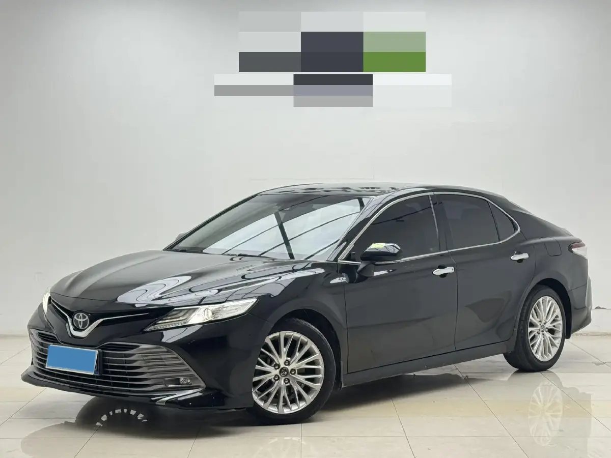 2018 Toyota Camry 2.5L 209HP L4 8AT