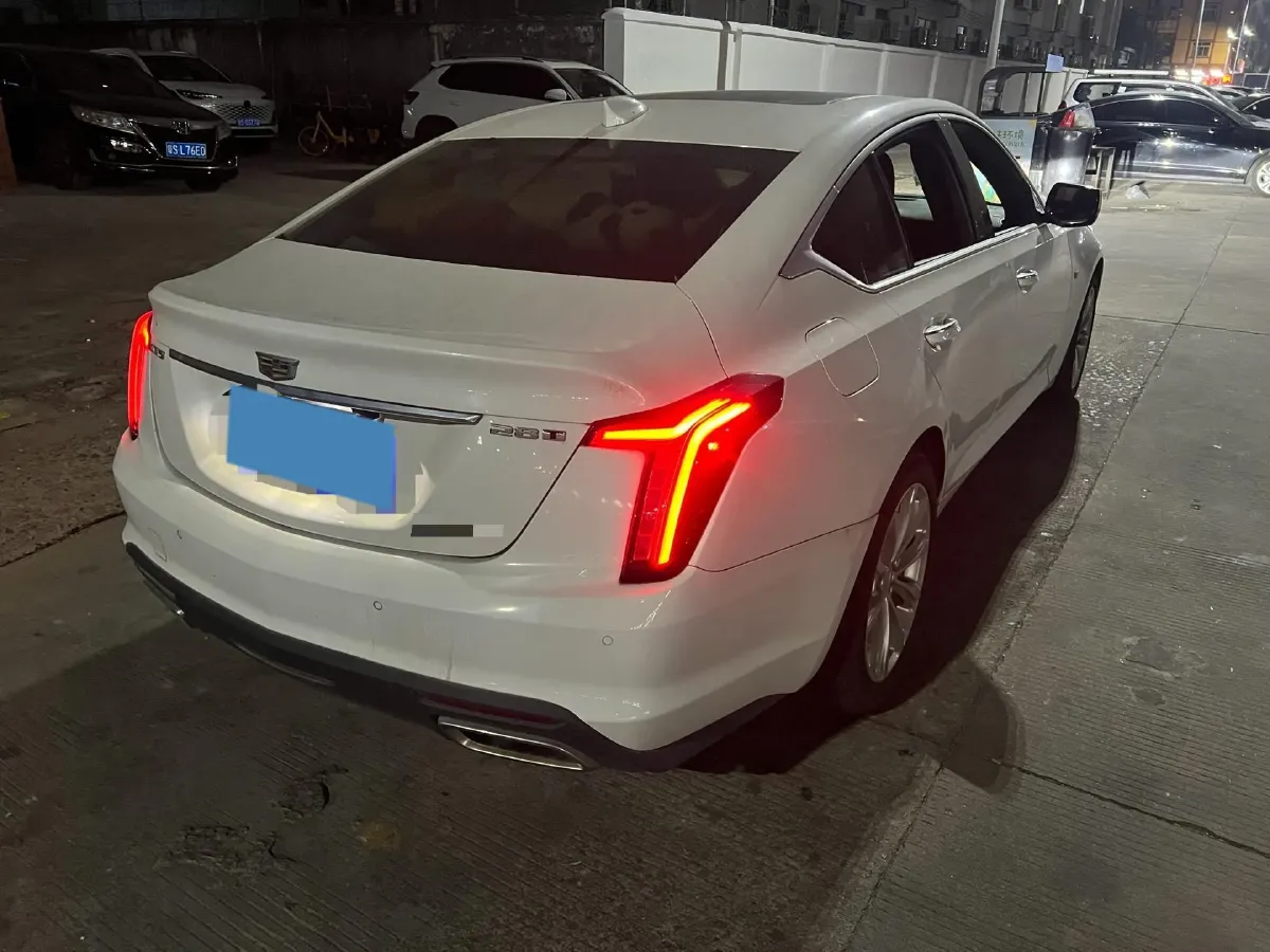 2022 Cadillac CT5 2.0T 237HP L4 10AT,autocango,china used car exporter,china ev exporter,chinese used car exporter,chinese used ev exporter