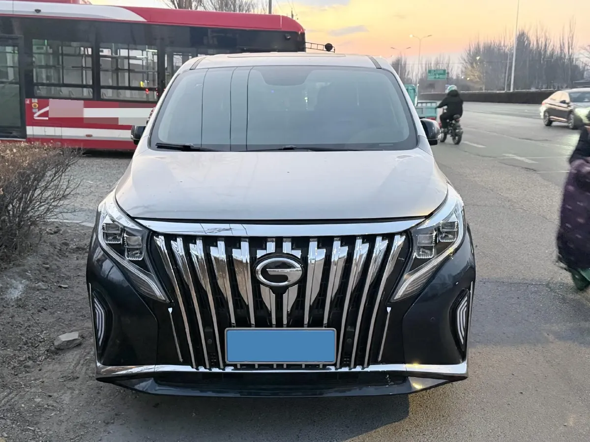 2021 GAC Trumpchi M8 2.0T 252HP L4 8AT,autocango,china used car exporter,china ev exporter,chinese used car exporter,chinese used ev exporter