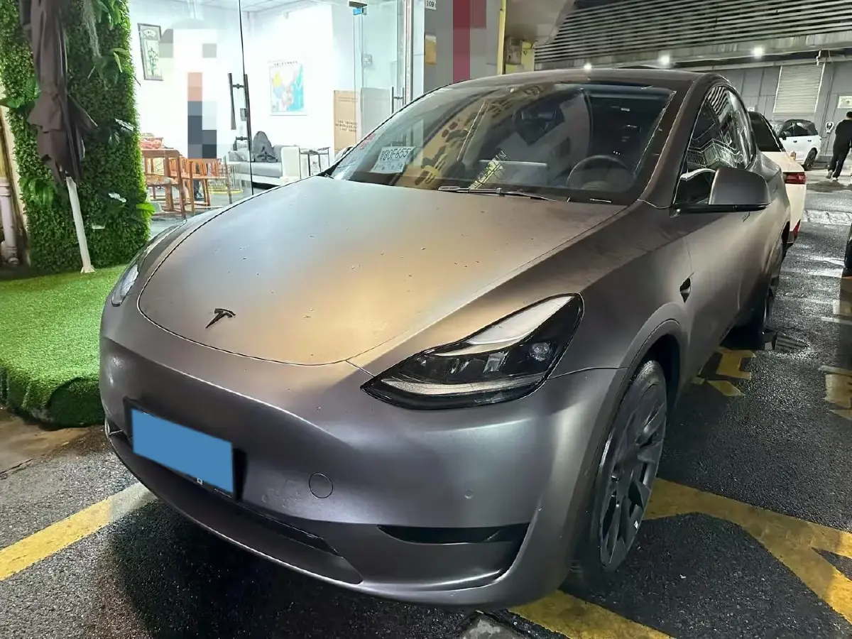 2022 Tesla Model Y BEV 60KWH