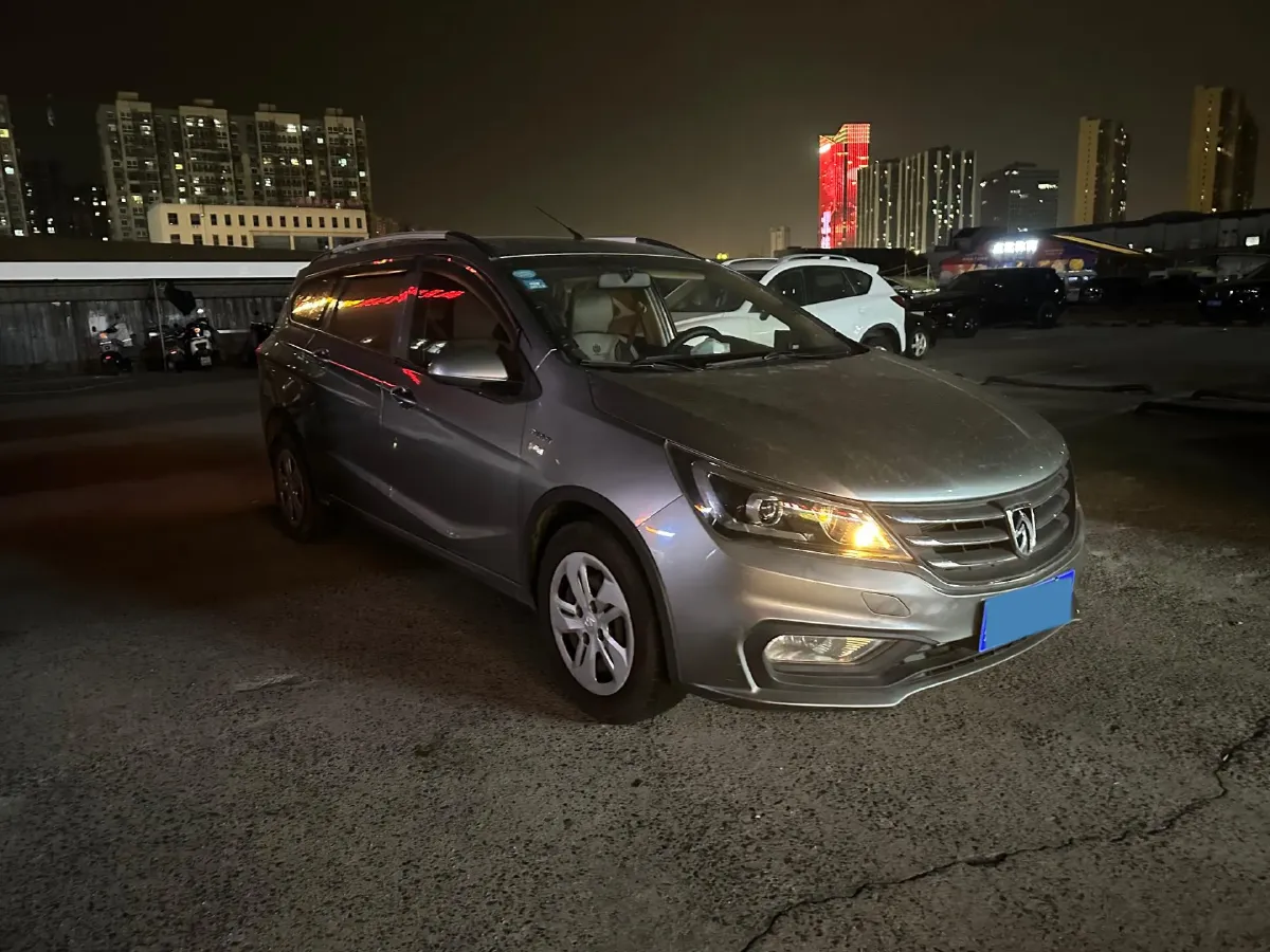 2019 JinBei XinYuan T32S 1.5L 102HP L4 5MT,autocango,china used car exporter,china ev exporter,chinese used car exporter,chinese used ev exporter