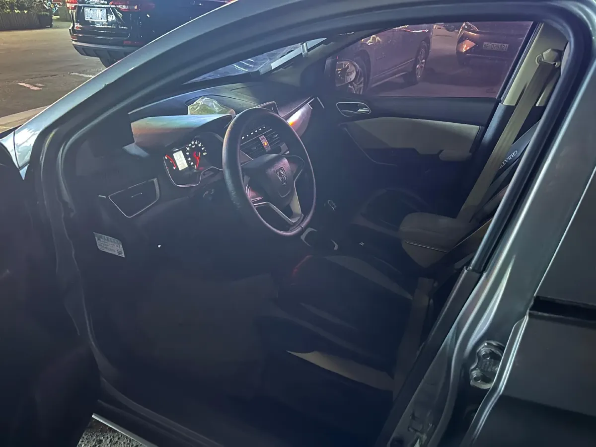 2019 JinBei XinYuan T32S 1.5L 102HP L4 5MT,autocango,china used car exporter,china ev exporter,chinese used car exporter,chinese used ev exporter