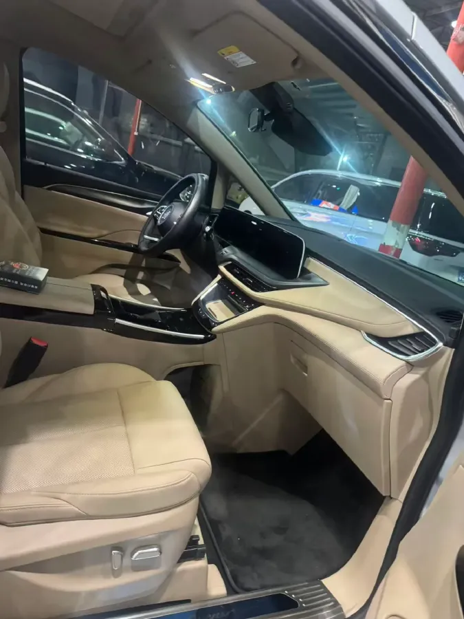 2025 Buick GL8 1.5T 180HP L4 2DHT PHEV,autocango,china used car exporter,china ev exporter,chinese used car exporter,chinese used ev exporter