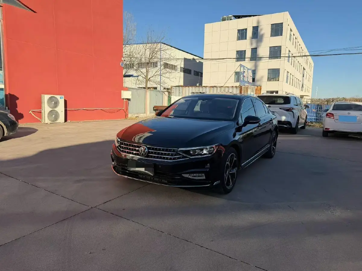 2023 Volkswagen Magotan 2.0T 186HP L4 7DCT