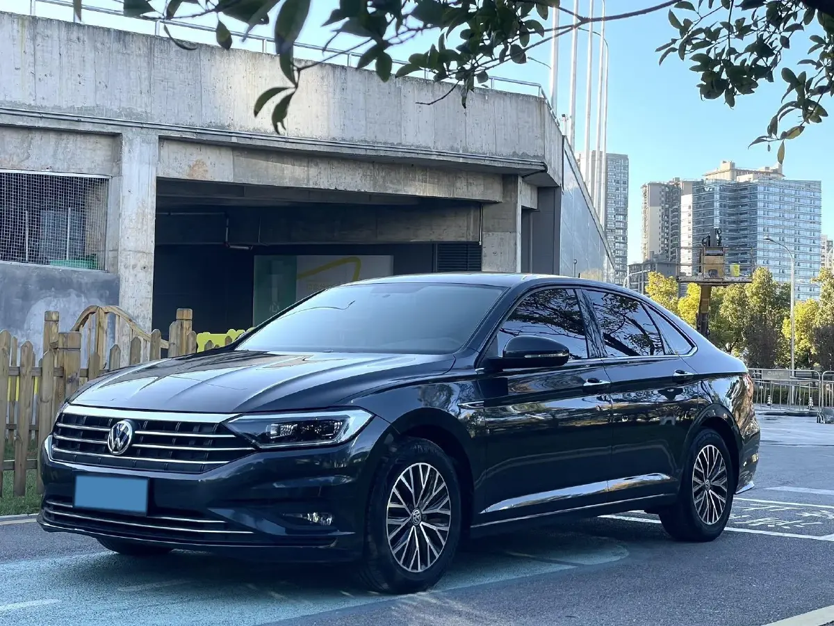 2020 Volkswagen Sagitar 1.4T 150HP L4 7DCT