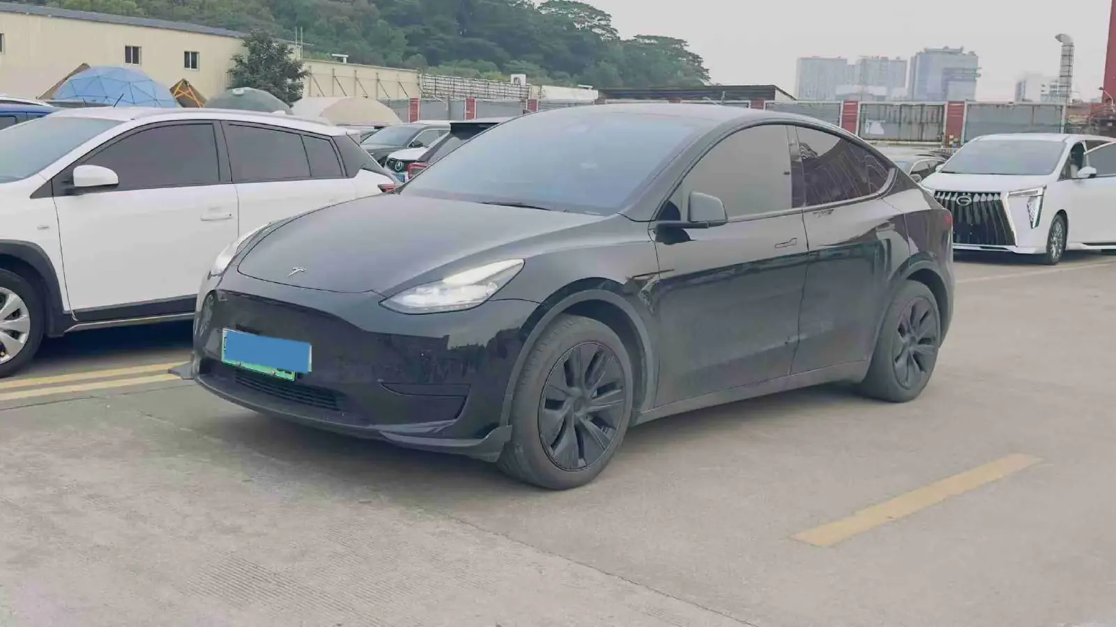 2023 Tesla Model Y BEV 60KWH