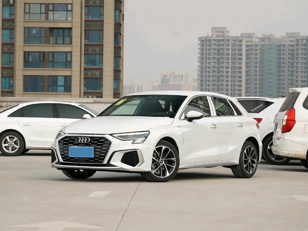 2022 Audi A3 1.4T 150HP L4 7DCT