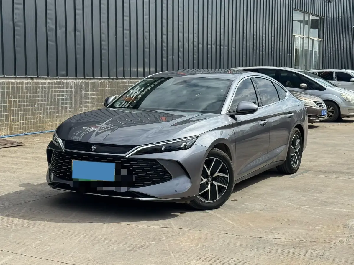 2024 BYD QinL 1.5L 101HP L4 E-CVT PHEV 10.08KWH 2024 BYD QinL 1.5L 101HP L4 E-CVT PHEV 10.08KWH