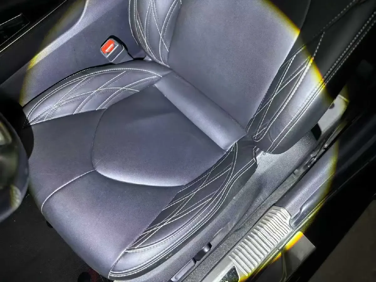 2022 Toyota Avalon 2.0L 178HP L4 CVT,autocango,china used car exporter,china ev exporter,chinese used car exporter,chinese used ev exporter